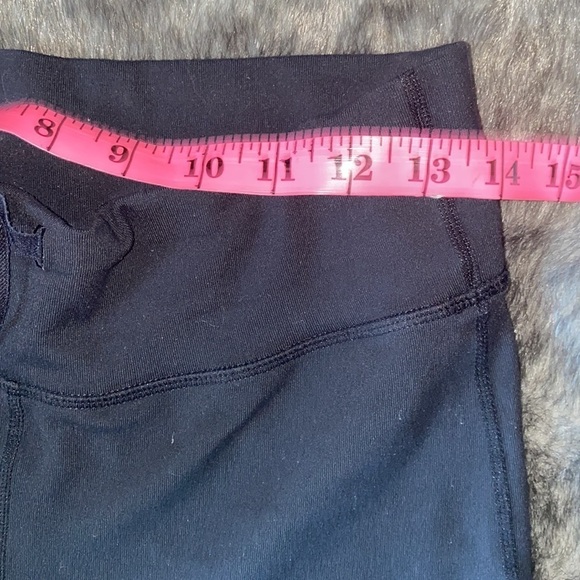 Lululemon black fleece flare pants Sz  6 - Picture 5 of 11
